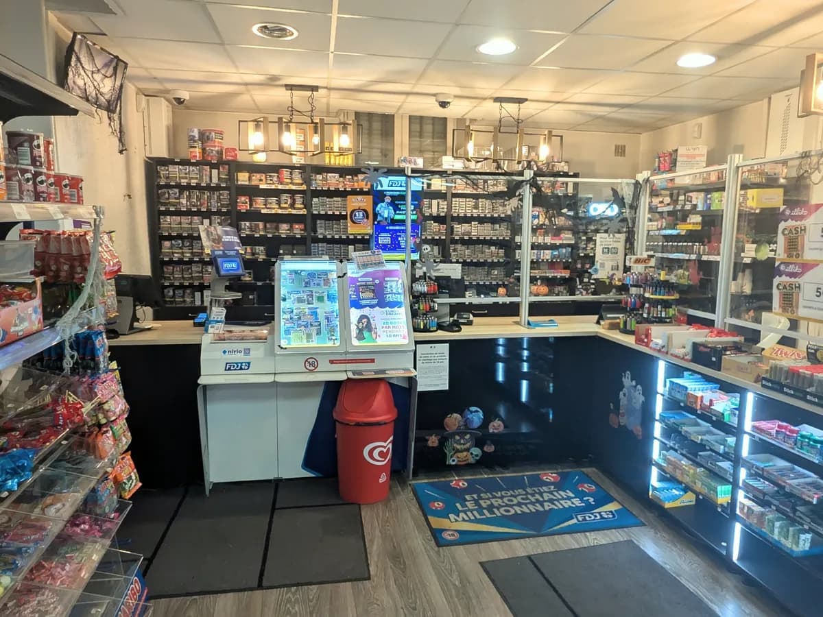 Rayon vape — cigarettes électroniques et liquides au Colombier